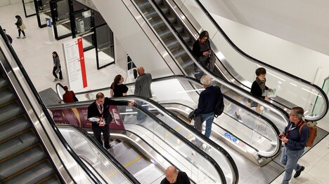 rolltreppen wege distribution challenge