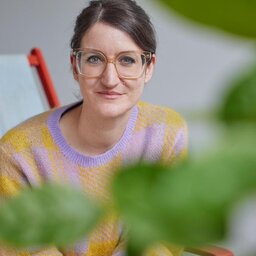 Mona Lang's Portrait
