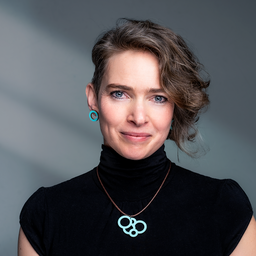 Foto Eszter Bala`sz