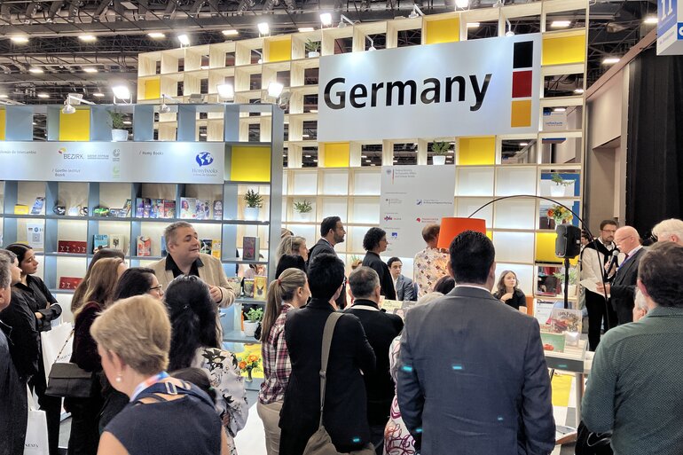 Picture of a BMWK Stand in Guadalajara